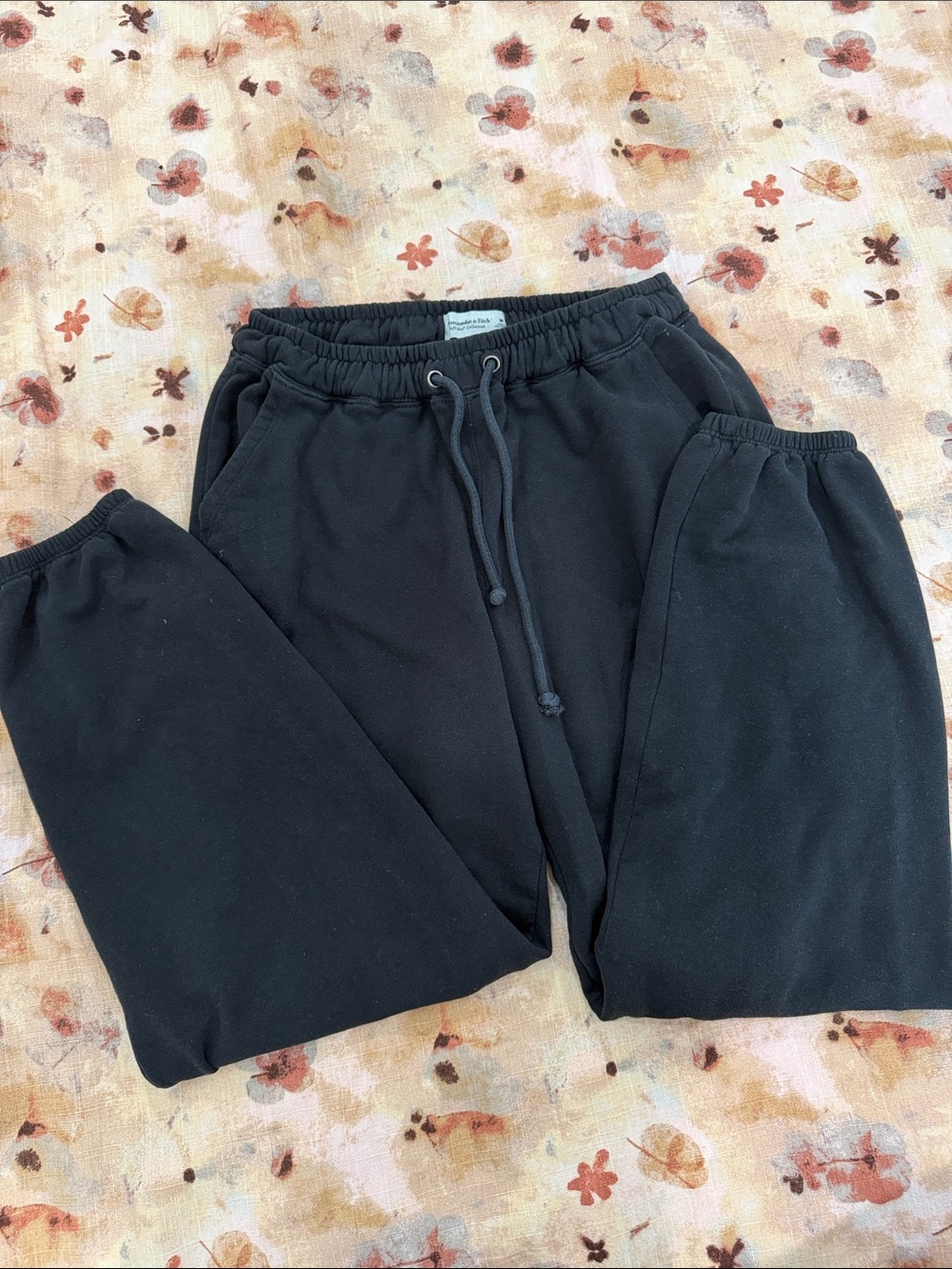 Women’s Black Drawstring Joggers with Elastic Waist- Abercrombie & Fitch